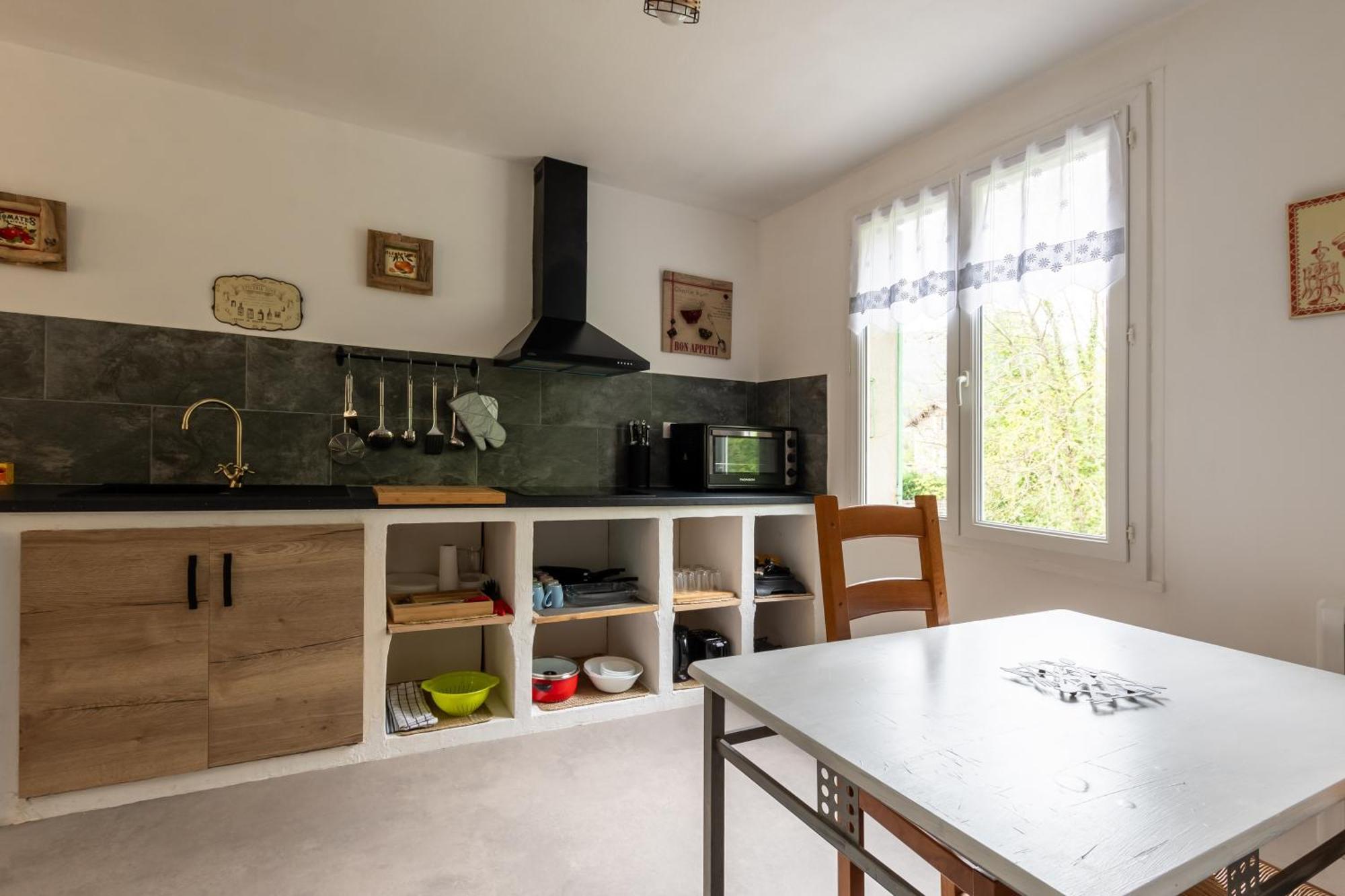 Vakantiehuis La Cigale De Provence - Maison Avec Vue Montagne *